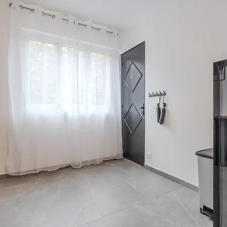 A Designed Especially For Groups * Vaires-sur-Marne